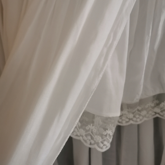 Ladies skirt - Picture 3 of 4